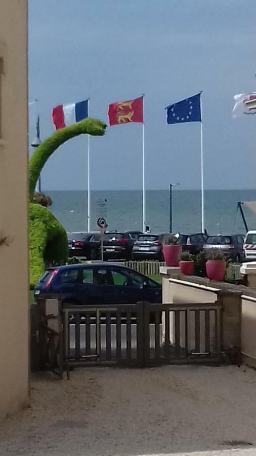 Studio + Terrasse Centre-Ville Villers Sur Mer Apartment Bagian luar foto